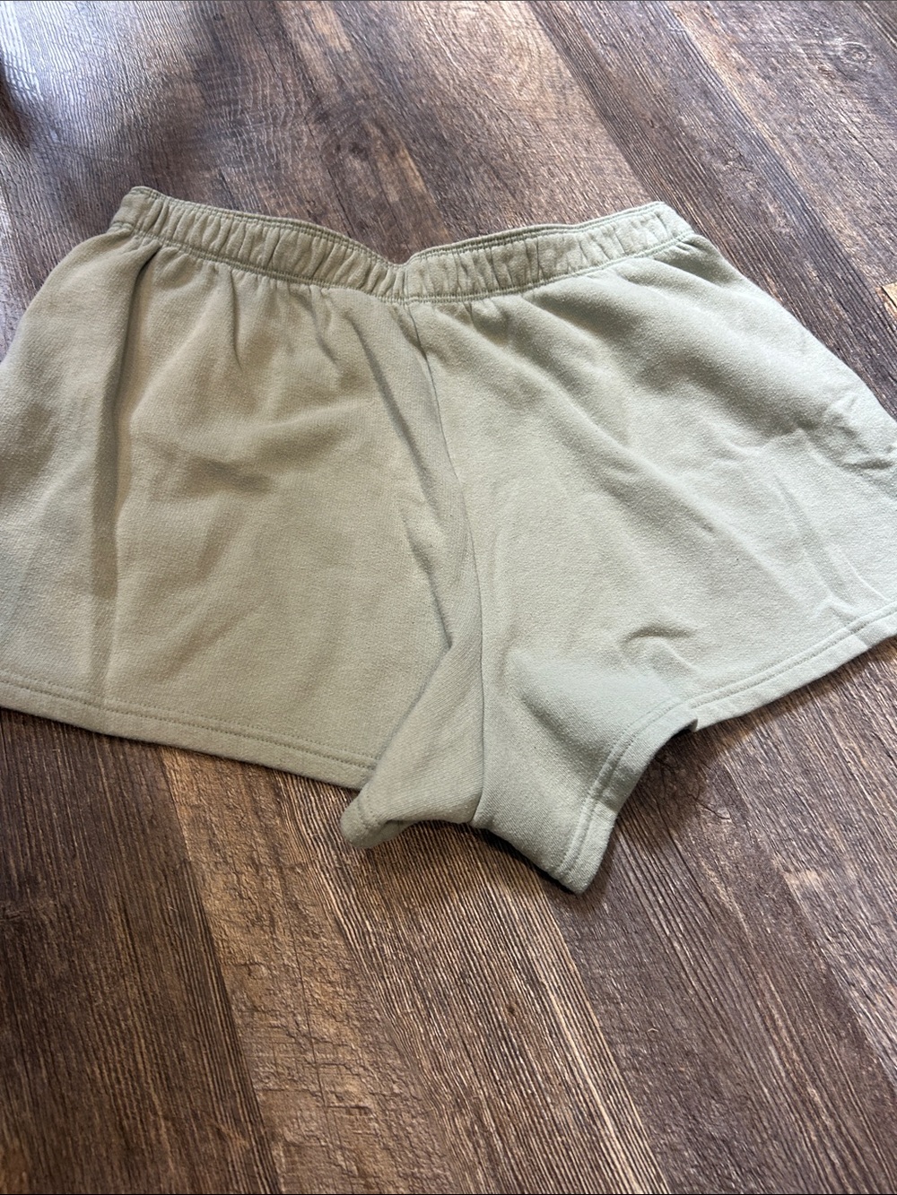 PINK Victoria's Secret Light Sage Green Athletic Shorts Size Medium - Picture 3 of 6